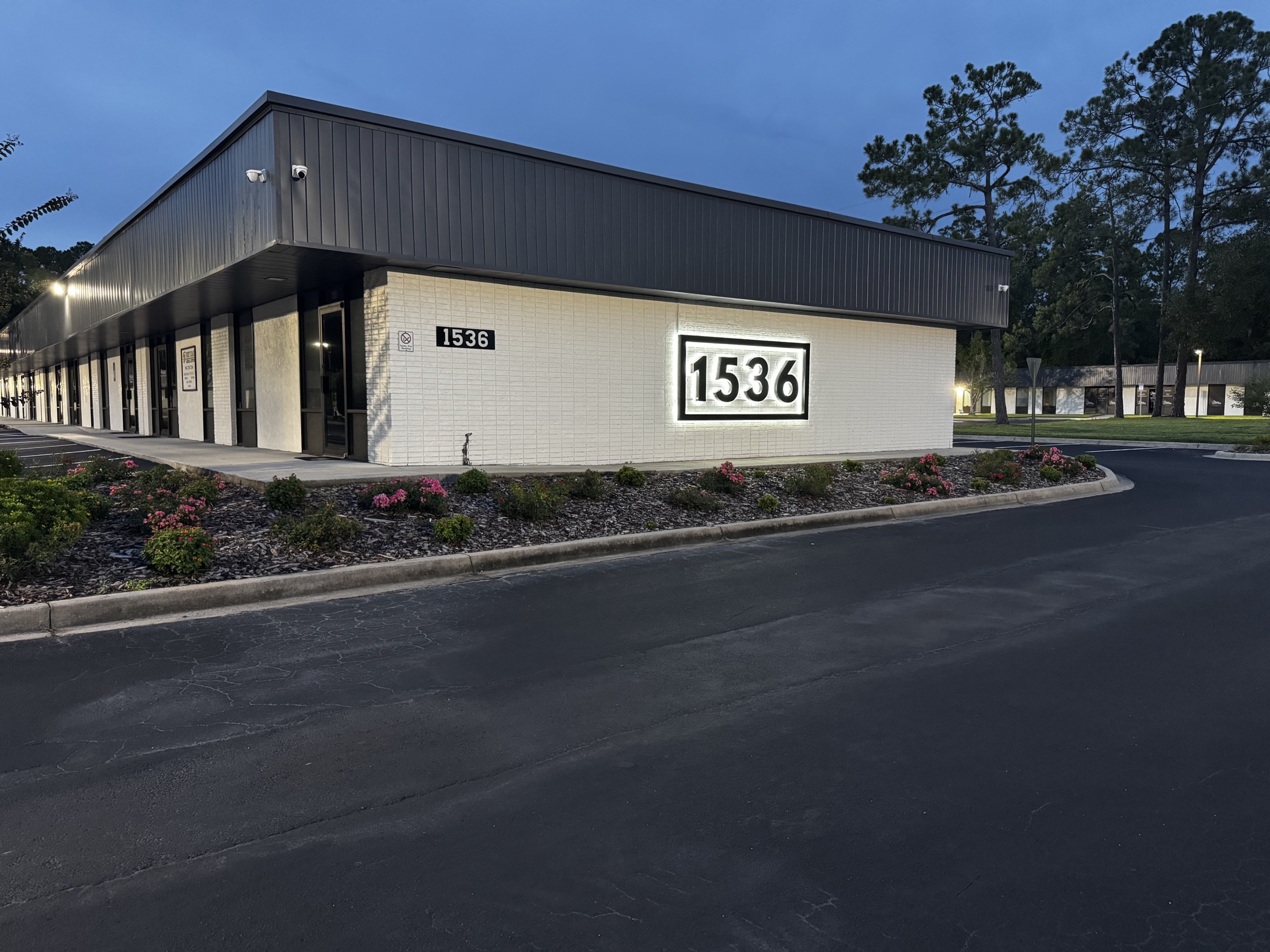 The Village Green professional office entry along the covered walkway